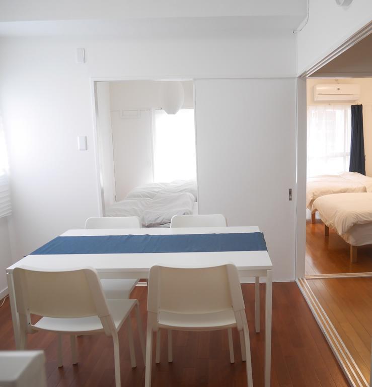 Izumi Apartment Osaka Exterior photo